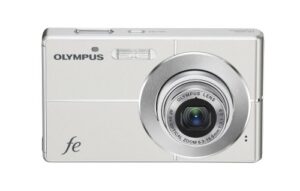 olympus fe-3000 10mp digital camera with 3x optical zoom and 2.7 inch lcd (titanium)