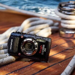 Olympus TG-3 Waterproof 16 MP Digital Camera (Black) - International Version (No Warranty)