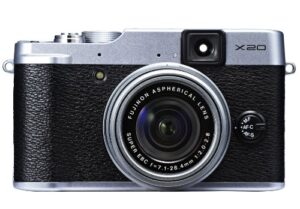 fujifilm digital camera x20s (silver)12mp 2/3-inch exr-cmosii f2.0-2.8 wide angle25mm 4x optical zoom f fx-x20s – international version (no warranty)