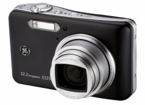 ge e1250tw-bk 12mp digital camera with 5x optical zoom and 3.0 inch lcd with auto brightness – black