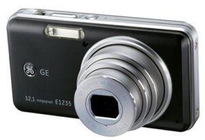 ge-e1235 12mp digital camera with 3x optical zoom (black)