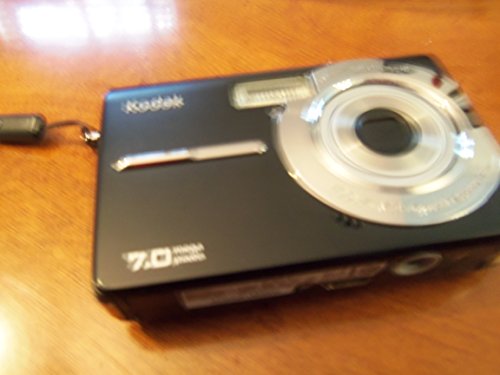 Kodak Easyshare M753 7 MP Digital Camera with 3xOptical Zoom (Black)