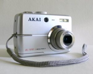 akai 7 mega pixel digital camera