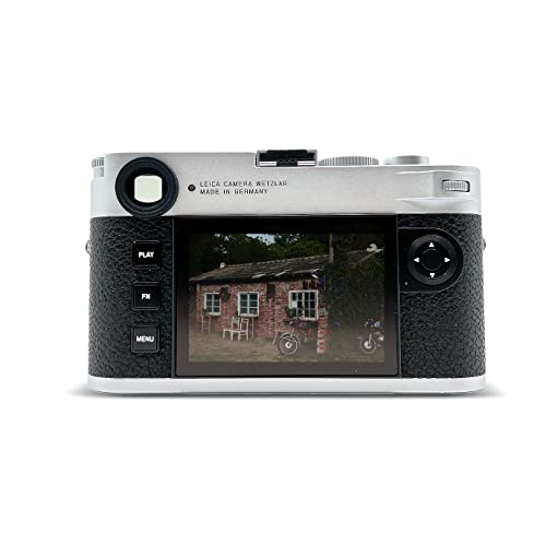 Leica M11 Digital Rangefinder Camera (Silver)