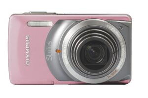 olympus stylus 7010 12mp digital camera with 7x dual image stabilized zoom and 2.7 inch lcd (pink)