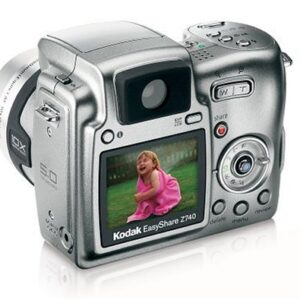 Kodak Easyshare Z740 5 MP Digital Camera with 10xOptical Zoom (OLD MODEL)