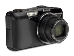 kodak easyshare z950 12 mp digital camera (black) with 10x optical image stabilized zoom and 3.0-inch lcd