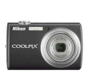 nikon coolpix s220 10mp digital camera with 3x optical zoom and 2.5 inch lcd (graphite black)