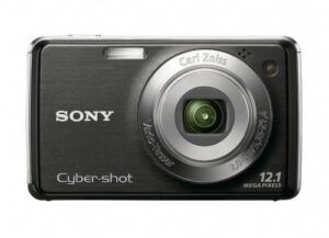 sony cyber-shot dsc-w230 12.1 mp digital camera with 4x optical zoom and super steady shot image stabilization (black)