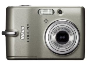 nikon coolpix l11 6mp digital camera with 3x optical zoom (old model)