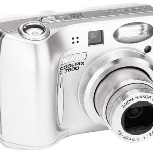 Nikon Coolpix 7600 7MP Digital Camera with 3x Optical Zoom