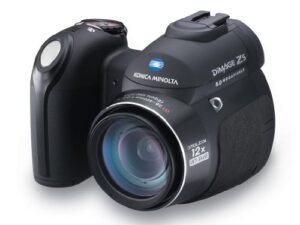 konica minolta dimage z5 5mp digital camera with 12x anti-shake zoom