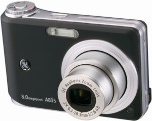ge-a835 8mp digital camera with 3x optical zoom (black)