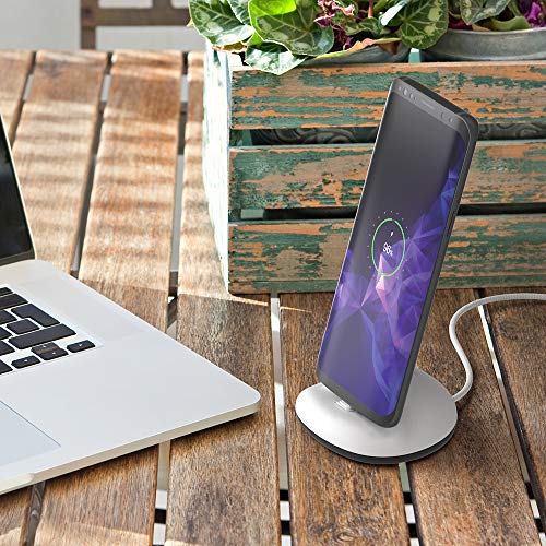 Sinjimoru Phone Dock with USB C Charging Cable. Convenient and Sturdy Silicone Docking Station in Modern Design for Office and Home. Sync Stand Flat for Type-C Black