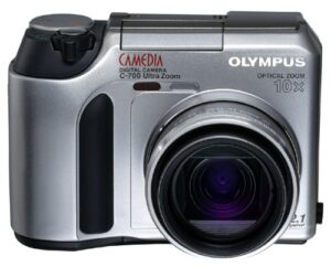 olympus camedia c700 2mp digital camera w/ 10x optical zoom