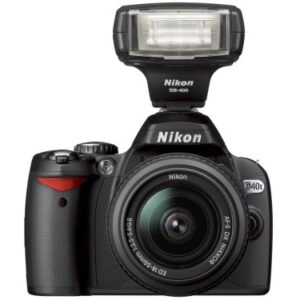 Nikon D40x 10.2MP Digital SLR Camera with 18-55mm f/3.5-5.6G ED II AF-S DX Zoom-Nikkor Lens (OLD MODEL)