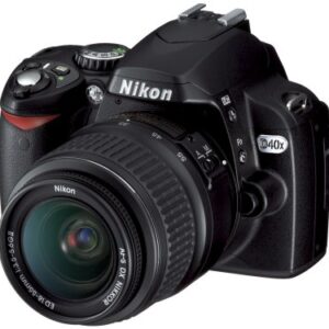 Nikon D40x 10.2MP Digital SLR Camera with 18-55mm f/3.5-5.6G ED II AF-S DX Zoom-Nikkor Lens (OLD MODEL)