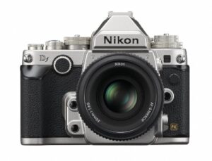 nikon dslr camera df 50mm f / 1.8g special edition kit silver dflksl [international version, no warranty]