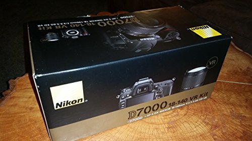 Nikon D7000 16.2MP DX-Format CMOS Digital SLR with 18-140mm f/3.5-5.6G ED VR AF-S DX NIKKOR Zoom Lens