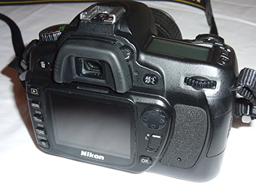 Nikon D80 10.2MP Digital SLR Camera Kit with 18-55mm ED II AF-S DX Zoom-Nikkor Lens