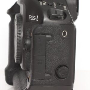 Canon EOS 1Ds Mark III DSLR Camera (Body Only) (OLD MODEL)