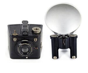 vintage kodak brownie flash six-20 box camera