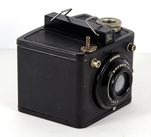 Vintage Kodak Brownie Flash Six-20 Box Camera