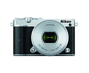 nikon 1 j5 mirrorless digital camera w/ 10-30mm pd-zoom lens (silver)