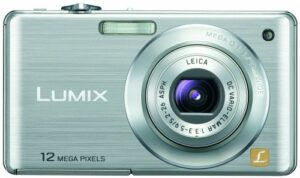 panasonic lumix dmc-fs15 12mp digital camera with 5x mega optical image stabilized zoom and 2.7 inch lcd (silver)