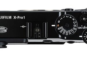 Fujifilm X-Pro 1 16MP Digital Camera with APS-C X-Trans CMOS Sensor (Body Only)