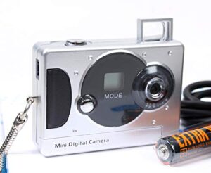 digicliq digital camera mini keychain dc2107. great for a fun gift