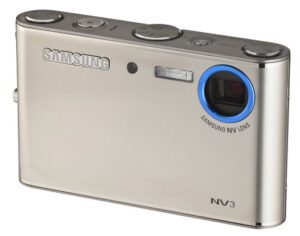 samsung digimax nv3 7mp digital camera with 3x advance shake reduction optical zoom (silver)