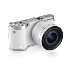 Samsung NX300 20.3MP CMOS Smart WiFi Mirrorless Digital Camera with 20-50mm Lens and 3.3" AMOLED Touch Screen (White)