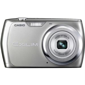 casio exilim ex-s8 12 mp digital camera with 4x optical zoom and 2.7-inch lcd (silver)