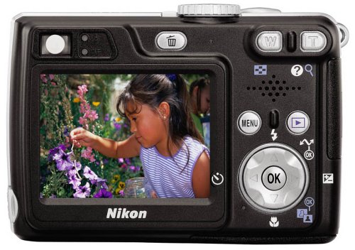 Nikon Coolpix 7900 7 MP Digital Camera with 3x Optical Zoom