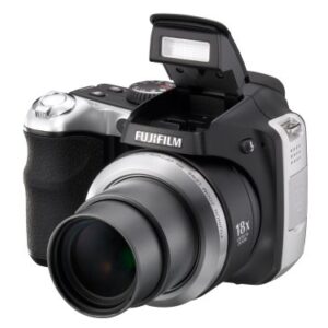 Fujifilm Finepix S8000fd 8MP Digital Camera with 18x Optical Image Stabilization