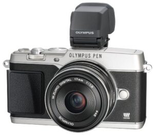 olympus e-p5 16.1 mp mirrorless digital camera with 3-inch lcd and 17mm f/1.8 lens (silver with black trim)