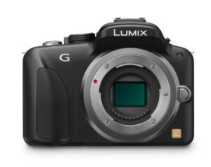 panasonic lumix dmc-g3 16 mp micro four-thirds interchangeable lens camera with 3-inch touch screen lcd (body only)
