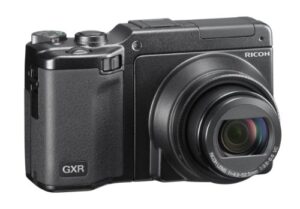 ricoh gxr interchangeable unit digital camera system with 3-inch high-resolution lcd and p10 28-300mm f/3.5-5.6 vc lens with 10mp cmos sensor
