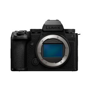 panasonic lumix s5iix mirrorless camera, 24.2mp full frame with phase hybrid af, new active i.s. technology, 5.8k pro-res, raw over hdmi, ip streaming – dc-s5m2xbody