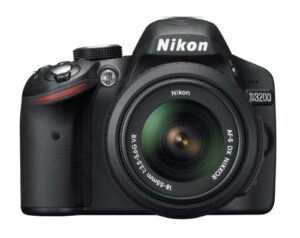 nikon d3200 24.2 mp cmos digital slr with 18-55mm f/3.5-5.6 auto focus-s dx vr nikkor zoom lens (black) (old model)