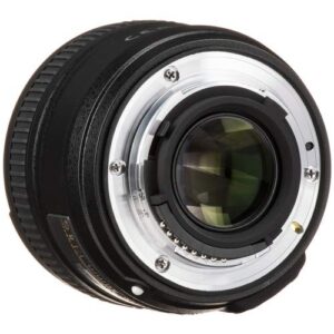 Nikon AF-S NIKKOR 50mm f/1.8G Lens + Acessory Bundle and Cleaning Kit