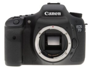 canon eos 7d 18 mp cmos digital slr camera body only (discontinued by manufacturer)