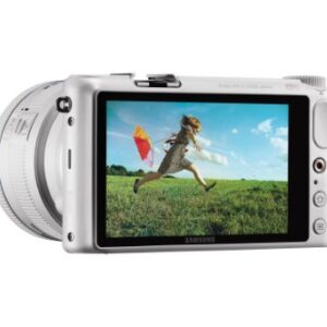 Samsung NX2000 20.3MP CMOS Smart WiFi Mirrorless Digital Camera with 20-50mm Lens and 3.7" Touch Screen LCD (White) (Discontinued by Manufacturer)