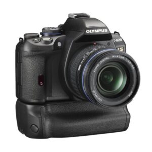 Olympus Evolt E620 12.3MP DSLR with IS, 2.7-inch Swivel LCD with 14-42mm f/3.5-5.6 Zuiko Lens