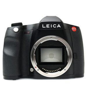 leica s (typ 007) medium format dslr camera, 37.5mp, 3.0″ lcd display, 0.87x optical viewfinder, 4k video at 24 fps, built-in wi-fi and gps
