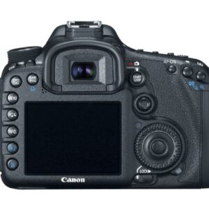 Canon EOS 7D 18 MP CMOS Digital SLR Camera with 28-135mm f/3.5-5.6 IS USM Lens (discontinued by manufacturer)