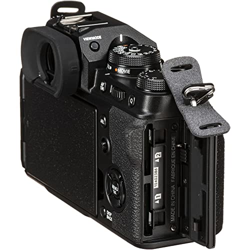 Pixel Hub FUJIFILM X T4 Mirrorless Camera Black 16652855 Essential Bundle Includes: Sandisk Extreme Pro 64GB