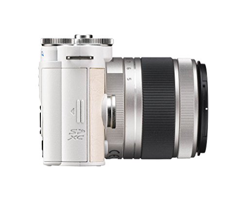 Pentax PENTAX Q-S1 02 Zoom Kit (Pure White) 12.4MP Mirrorless Digital Camera with 3-Inch LCD (Pure White)