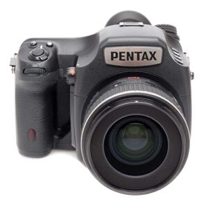pentax 645z medium format dslr camera plus pentax-d fa 645 55mm f/2.8 al[if] sdm aw lens kit